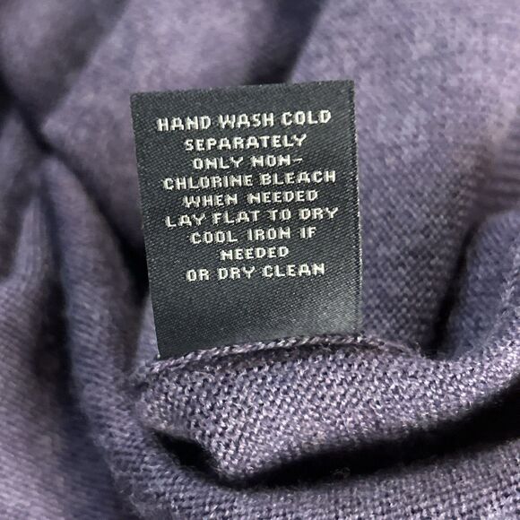 Hart Schaffner Marx Extra Fine Merino Wool Sweater Medium Purple V Neck Pullover - Picture 9 of 9